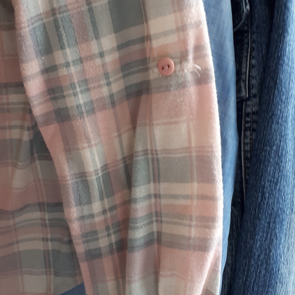 Flannel shirt - Picture 5 of 6